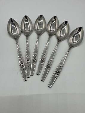 Oneida S S Flatware Teaspoons Set of 6 Rose Pattern